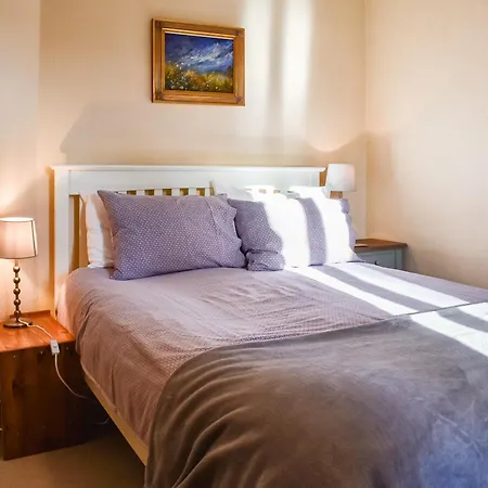 Tarn Holiday home